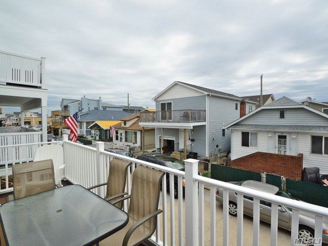 33 Vermont St, Long Beach, NY 11561