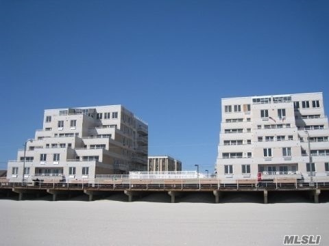 450 W Broadway, Long Beach, NY 11561