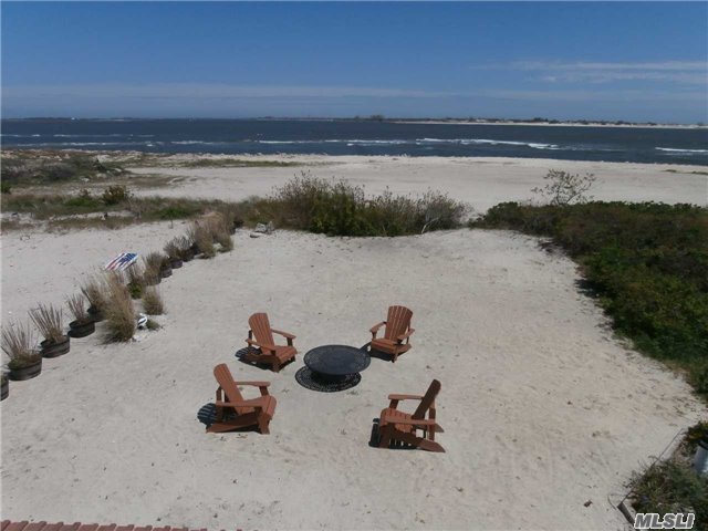 76 Mineola Ave, Point Lookout, NY 11569