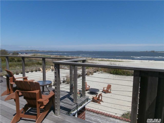 76 Mineola Ave, Point Lookout, NY 11569