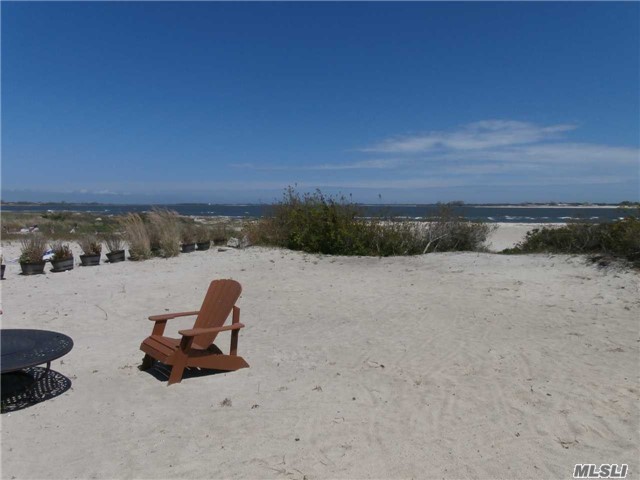 76 Mineola Ave, Point Lookout, NY 11569