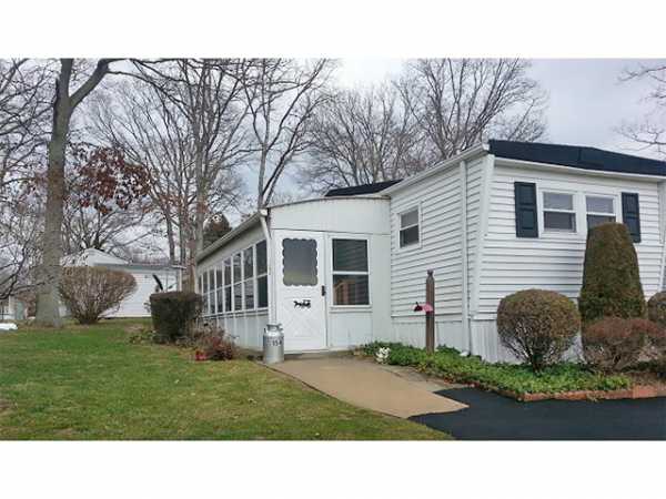 Calverton Meadows703 Fresh Pond Ave. #154Calverton, NY 11933