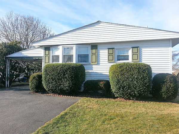 Calverton Meadows703 Fresh Pond Ave. #201Calverton, NY 11933