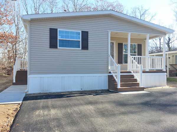 Calverton Meadows703 Fresh Pond Ave. #84Calverton, NY 11933