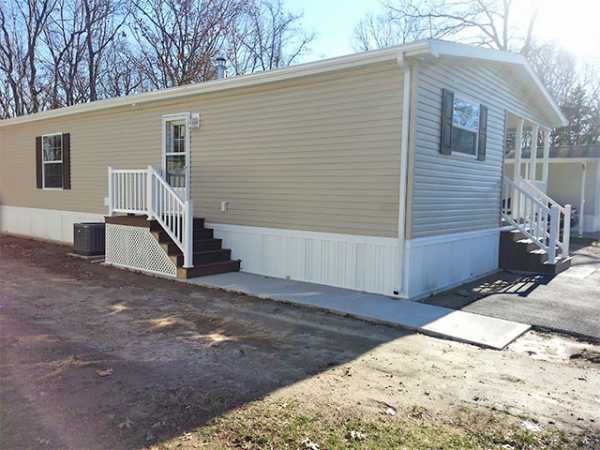Calverton Meadows703 Fresh Pond Ave. #84Calverton, NY 11933