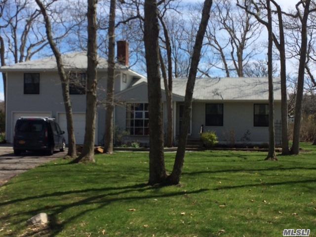 2050 Mason Dr, Cutchogue, NY 11935