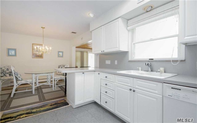 E. Quogue, NY 11942