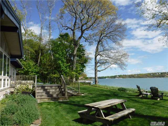 1750 9th Aka Pipes Co St, Greenport, NY 11944