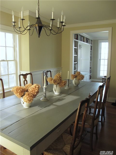 2465 Bay Shore Rd, Greenport, NY 11944