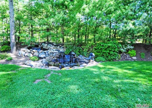 Hampton Bays, NY 11946