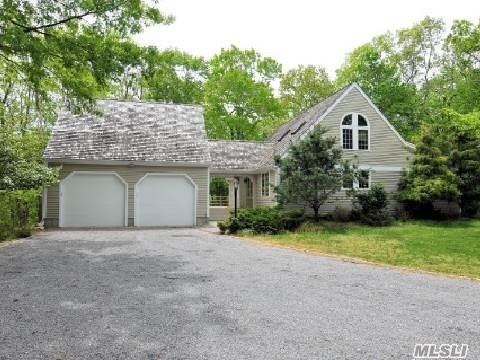 4252 Grand Ave, Mattituck, NY 11952