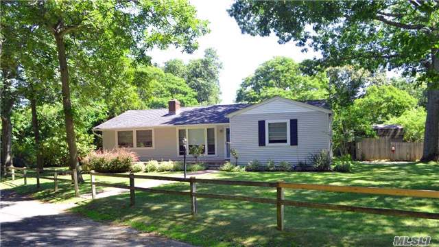 40 Osseo Ave, Southold, NY 11971