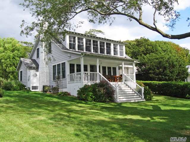 940 Ruch Ln, Southold, NY 11971