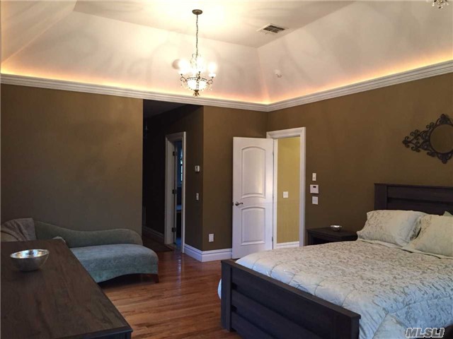 1820 N Kenneys, Southold, NY 11971