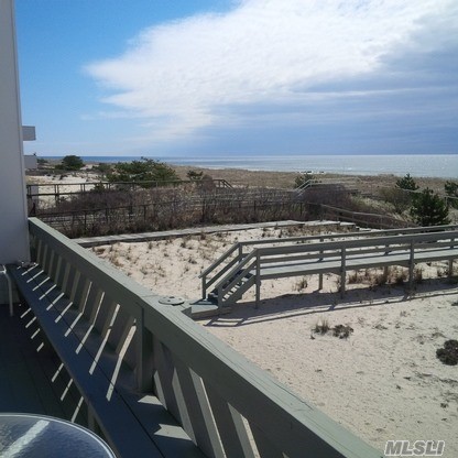 279 Dune Rd, Westhampton Bch, NY 11978