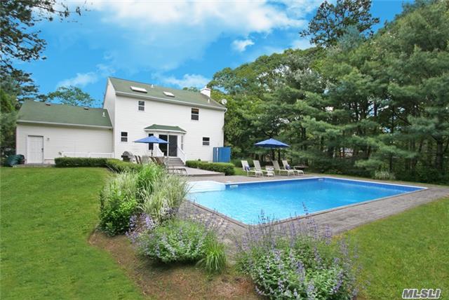 79 Rogers Ave, Westhampton Bch, NY 11978