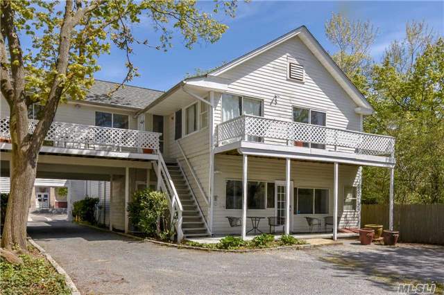 167 Main St, Westhampton Bch, NY 11978