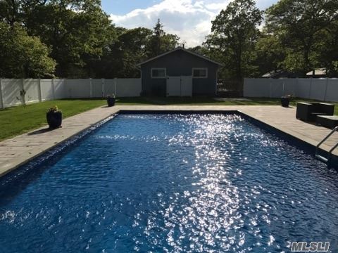 32 Rogers Ave, Westhampton Bch, NY 11978
