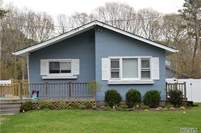32 Rogers Ave, Westhampton Bch, NY 11978