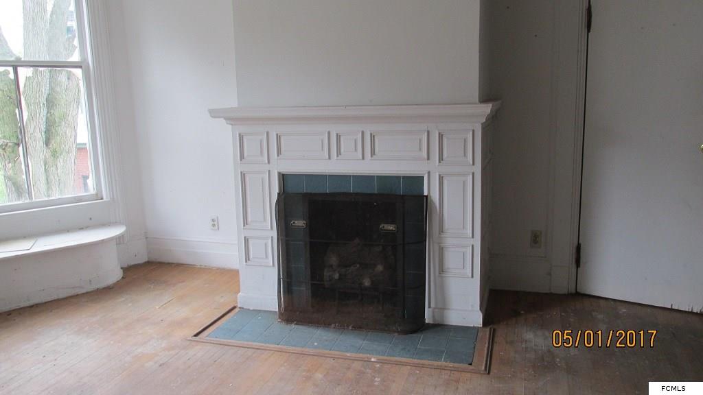 20 Academy St, Amsterdam, NY 12010