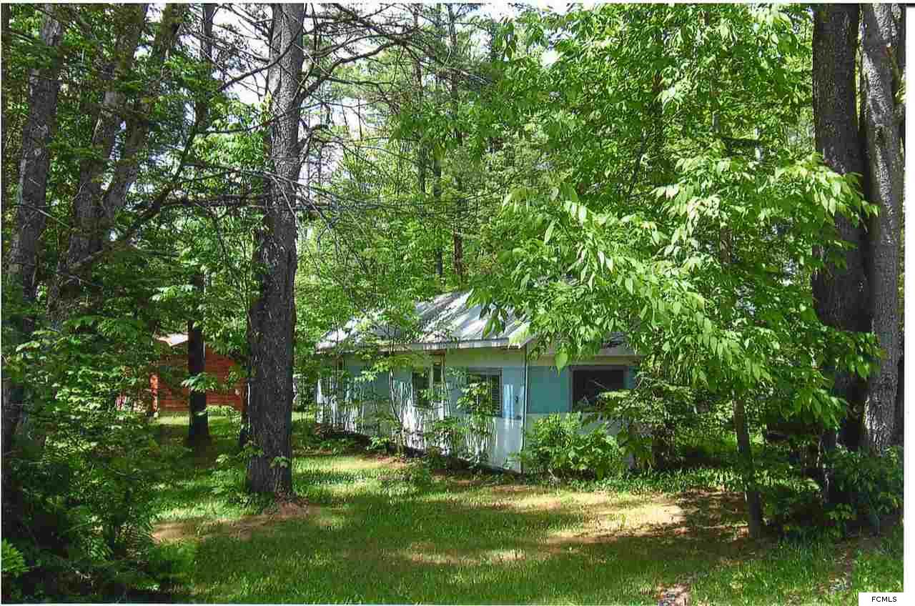 2166 St Hwy 10, Caroga Lake, NY 12032