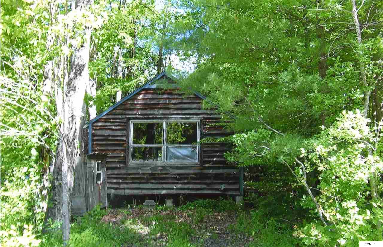 122 Third Ave, Caroga Lake, NY 12032