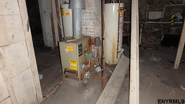338 SARATOGA ST, Cohoes, NY 12047