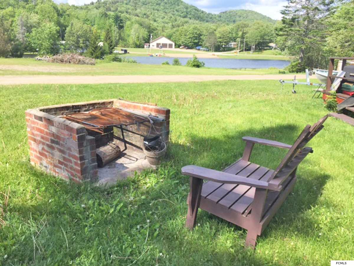 13 Evergreen Dr, Piseco, NY 12139