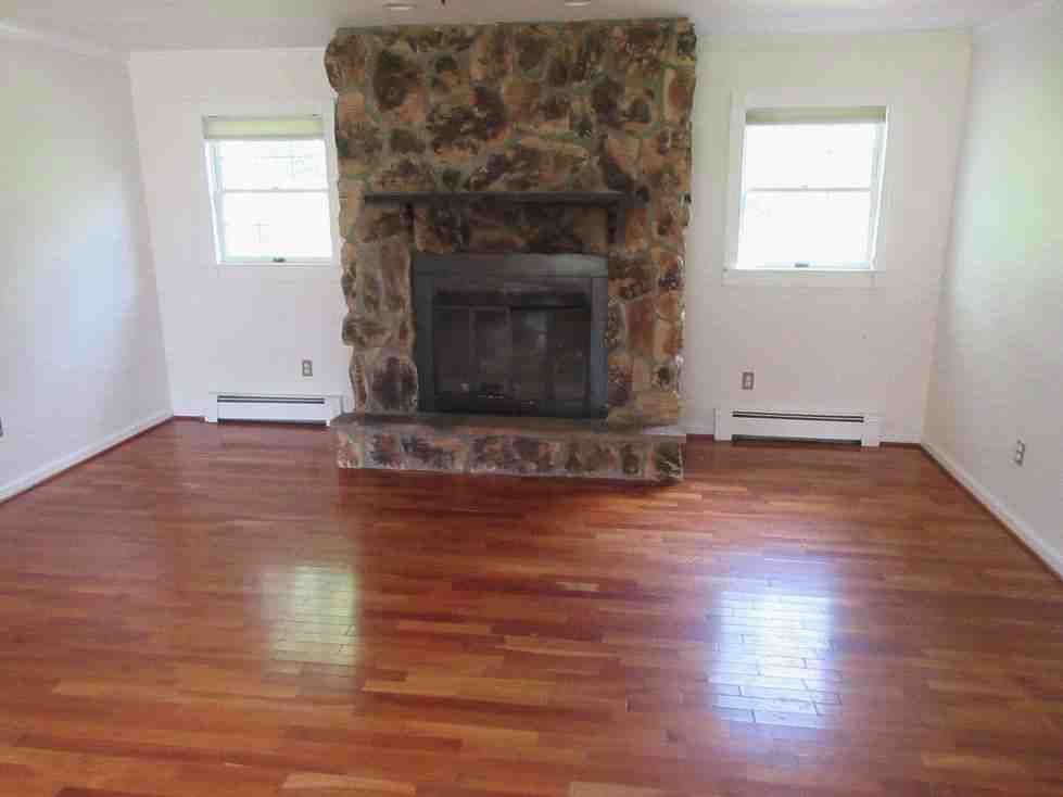 12 Domenica DrWaterford, NY, 12188Saratoga County