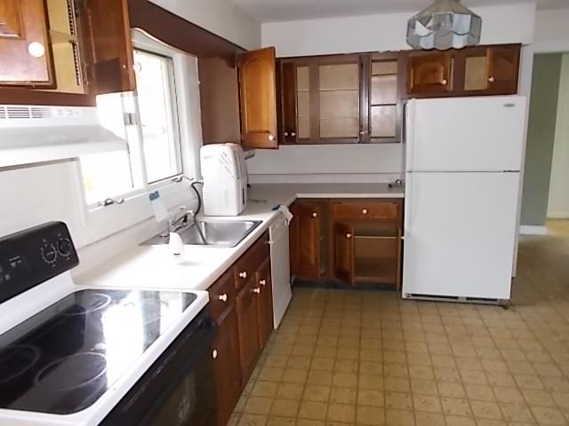 2745 Myrtle AveSchenectady, NY, 12306Schenectady County