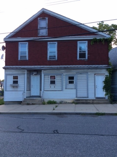1851 FOSTER AV, Schenectady, NY 12308