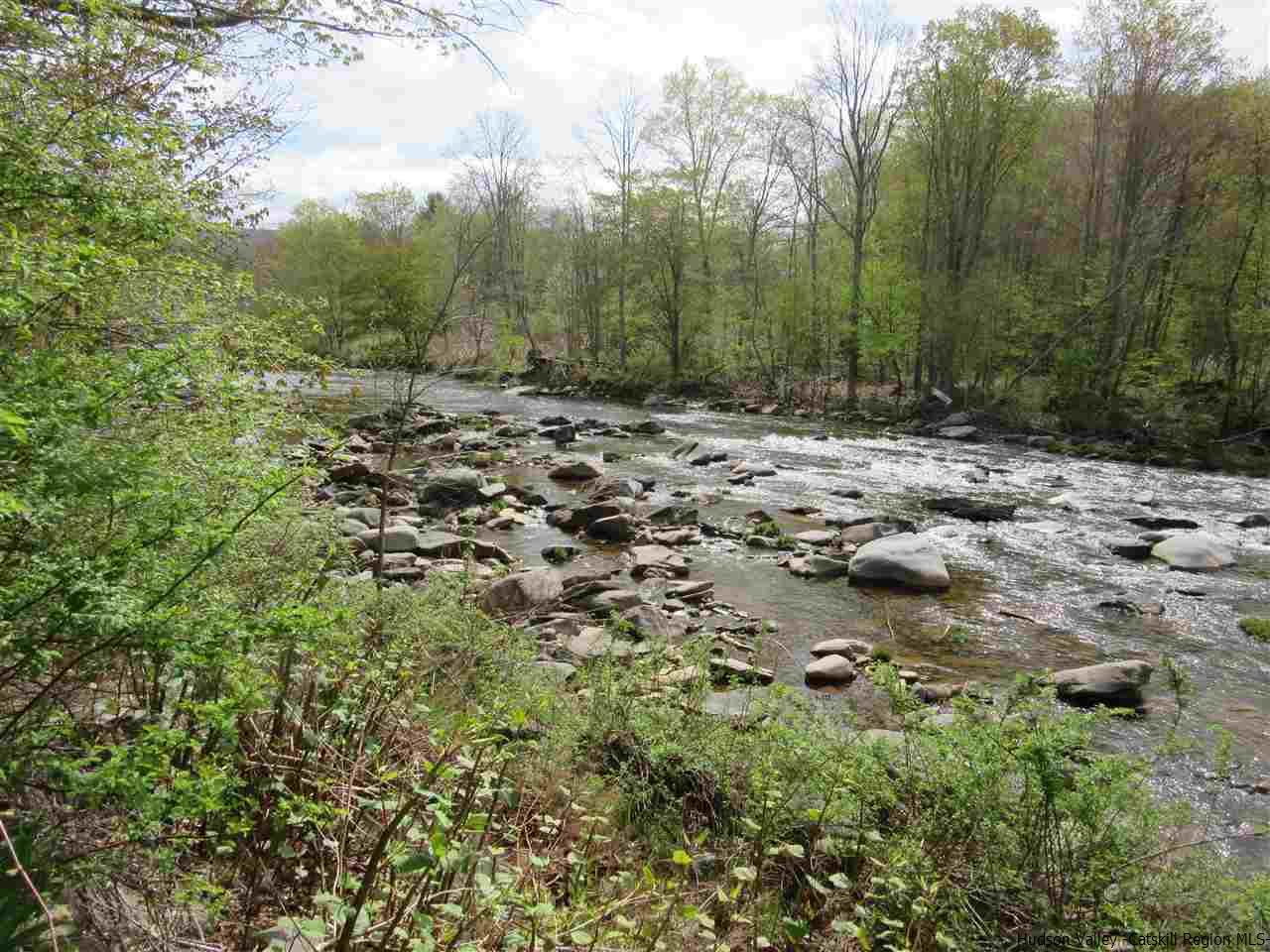 8207 Main Street, Hunter, NY 12442