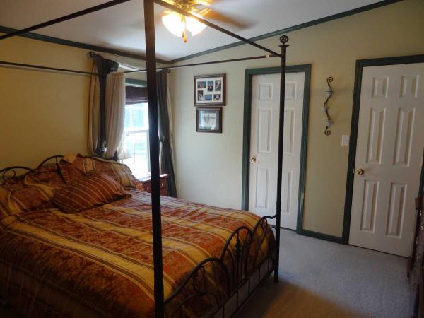 18 Maplewood Drive ,NY, Rhinebeck, 12572