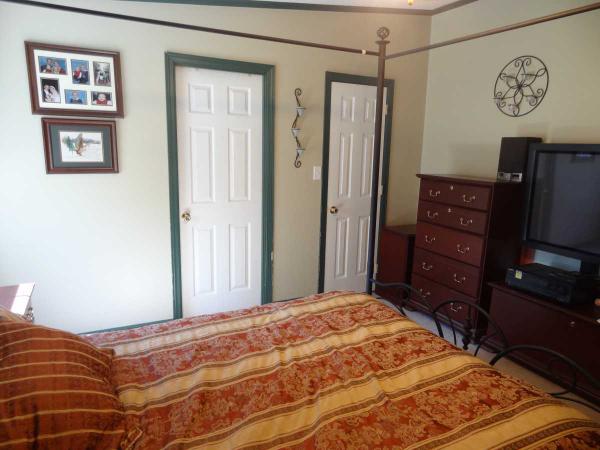 18 Maplewood Drive ,NY, Rhinebeck, 12572