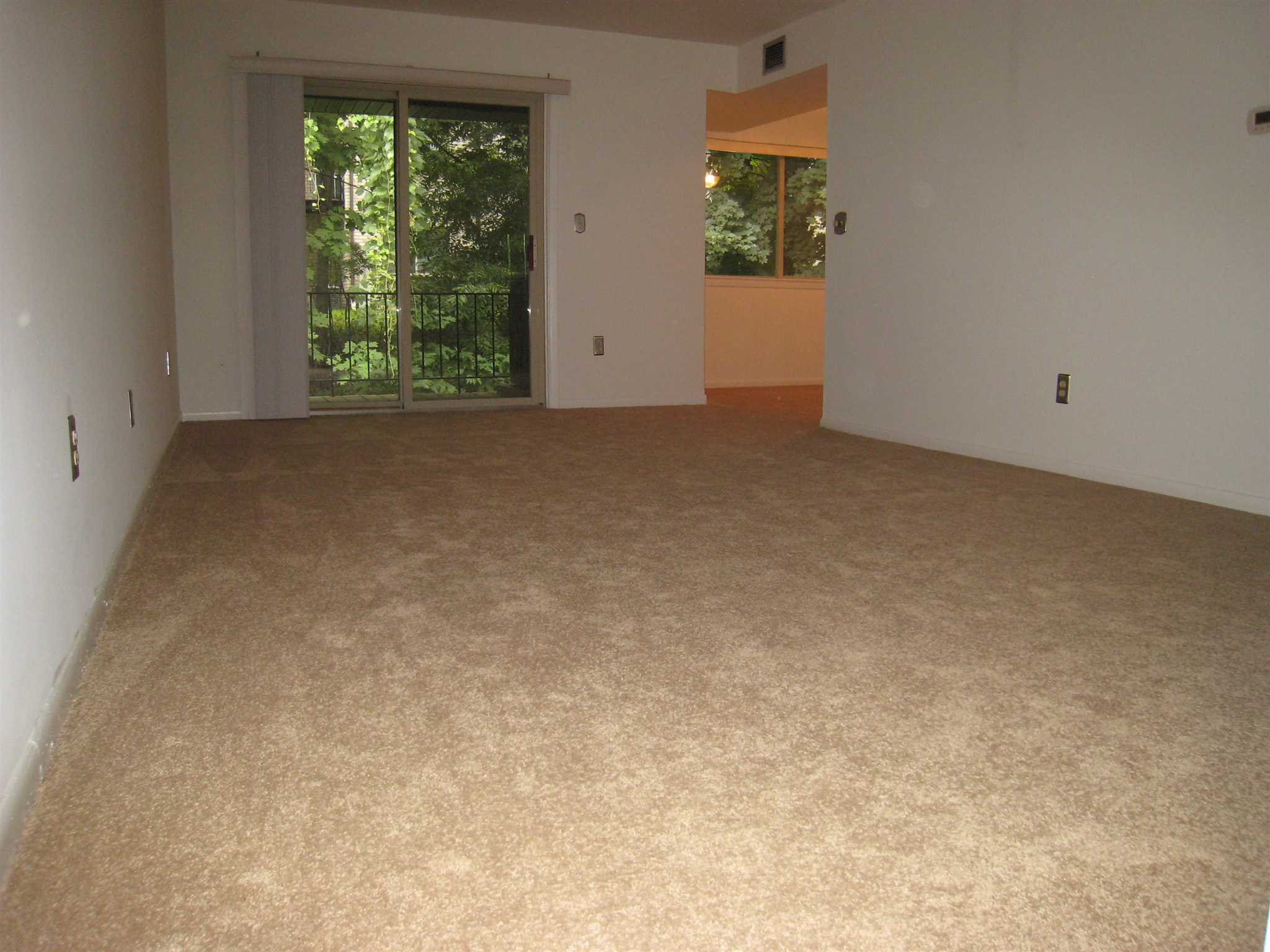 26COOPER, Poughkeepsie Twp, NY 12603
