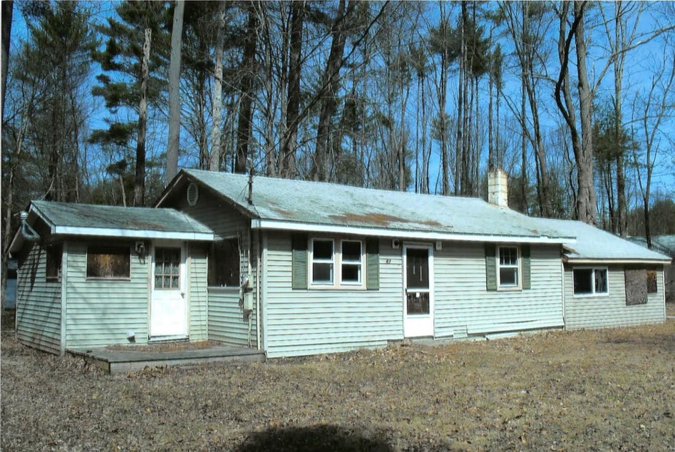 47 Third Street, Godeffroy, NY 12739