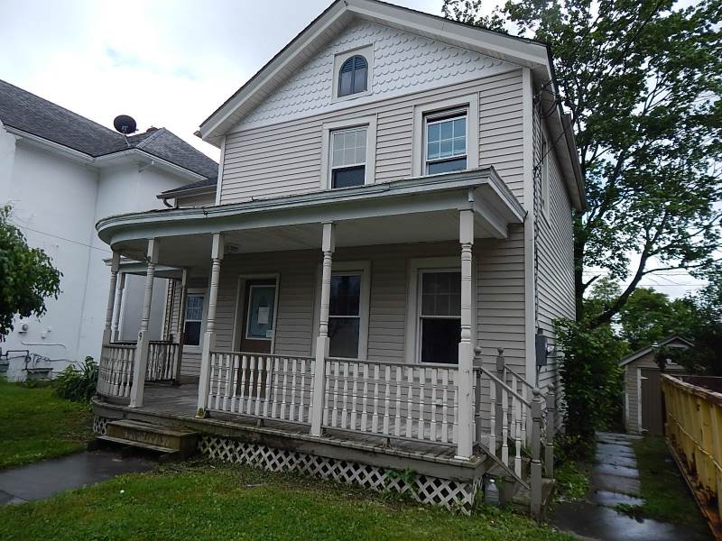 9 Clark St, Port Jervis, NY 12771