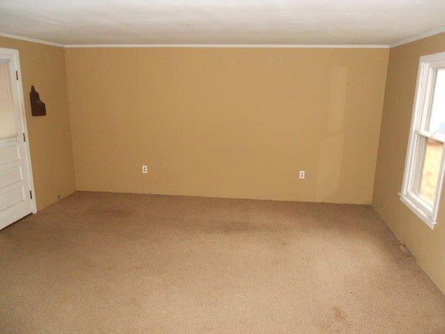 40 Orville StGlens Falls, NY, 12801Warren County