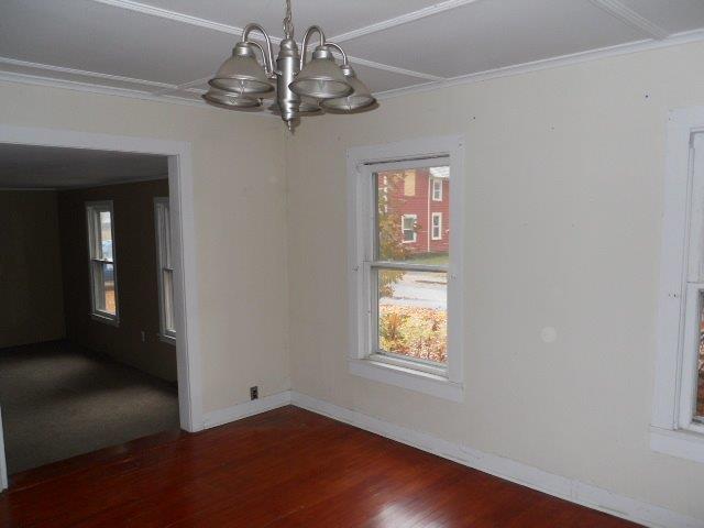 40 Orville StGlens Falls, NY, 12801Warren County