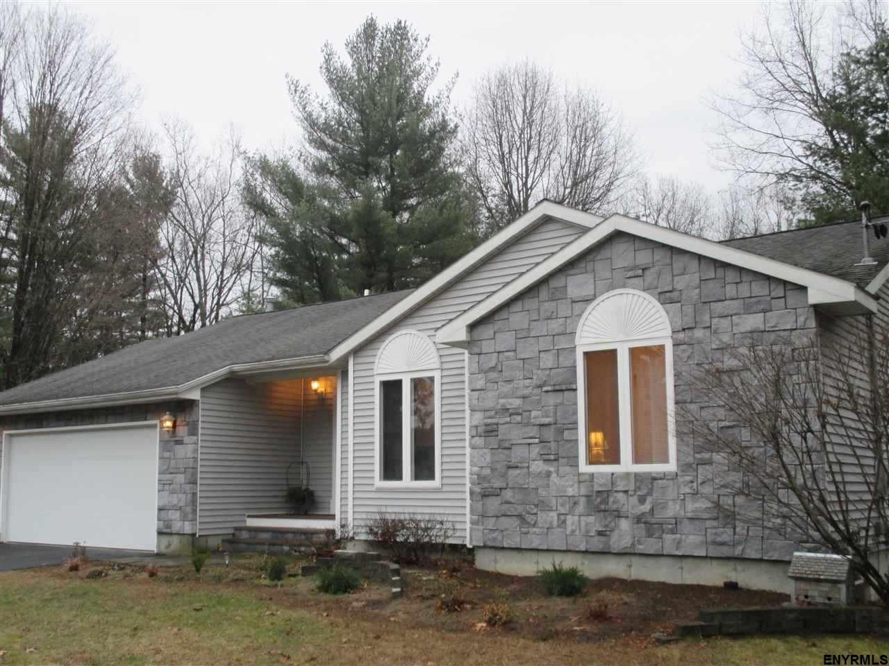 2 GICKAWAY, Wilton, NY 12866