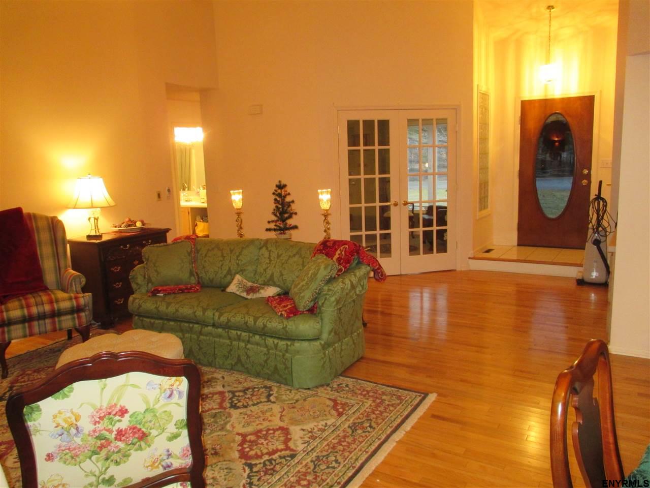 2 GICKAWAY, Wilton, NY 12866