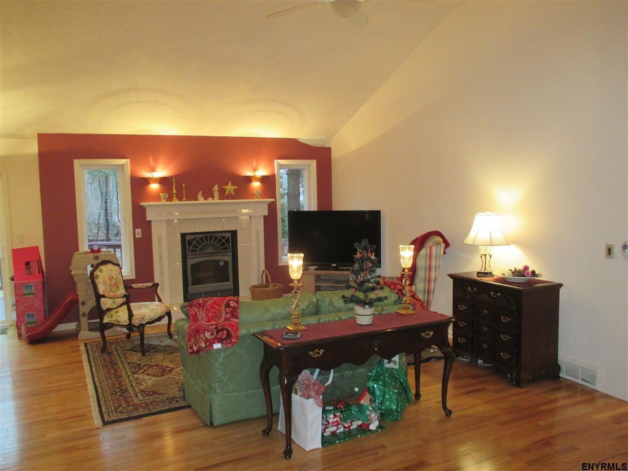 2 GICKAWAY, Wilton, NY 12866