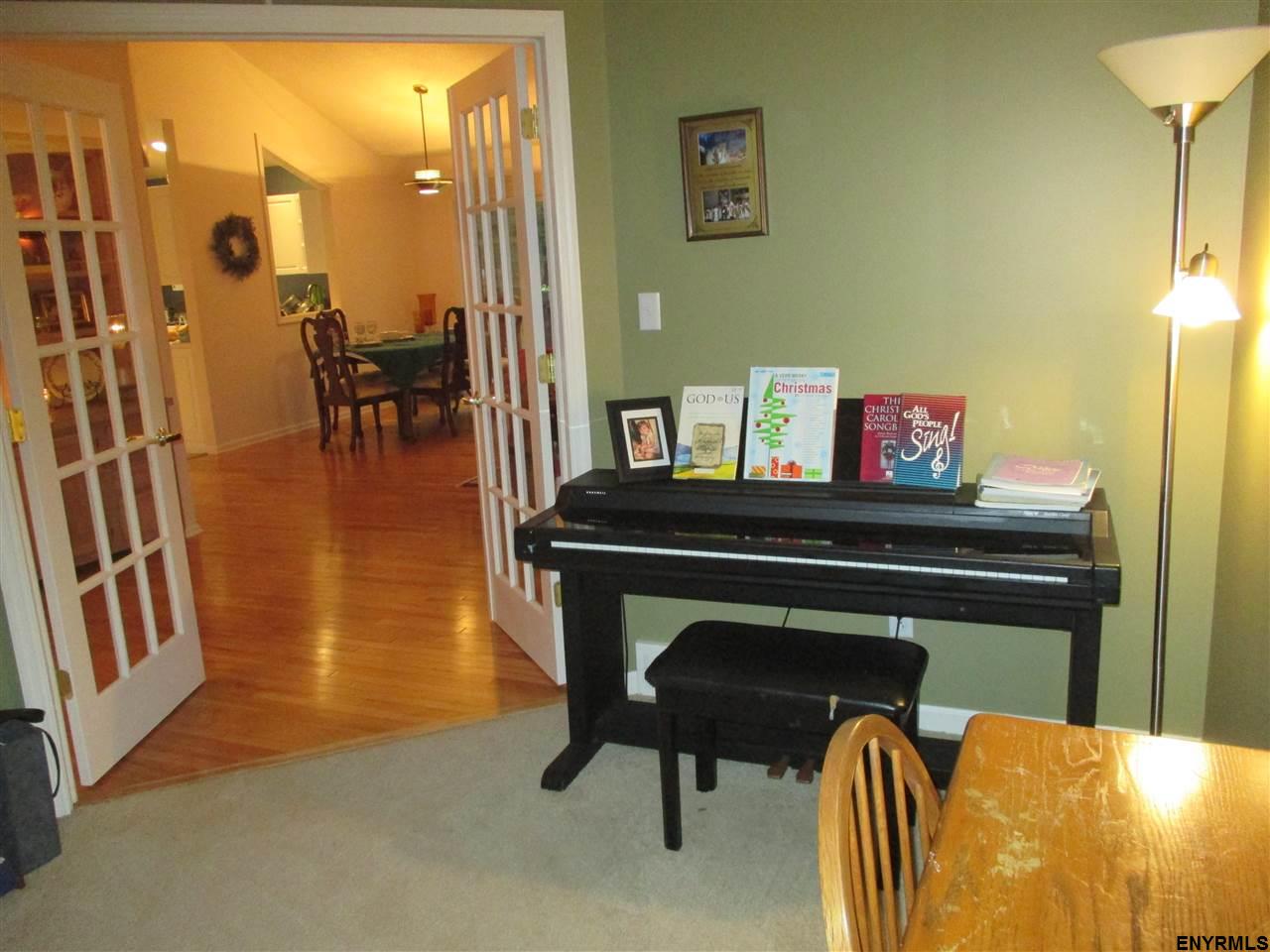 2 GICKAWAY, Wilton, NY 12866