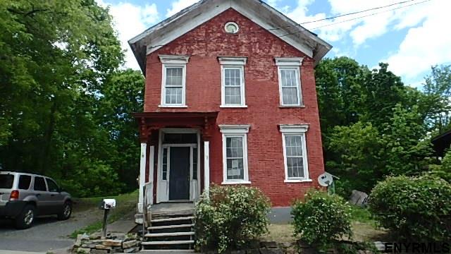 13 DIVISION ST, Whitehall, NY 12887