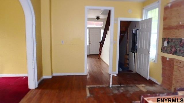 13 DIVISION ST, Whitehall, NY 12887