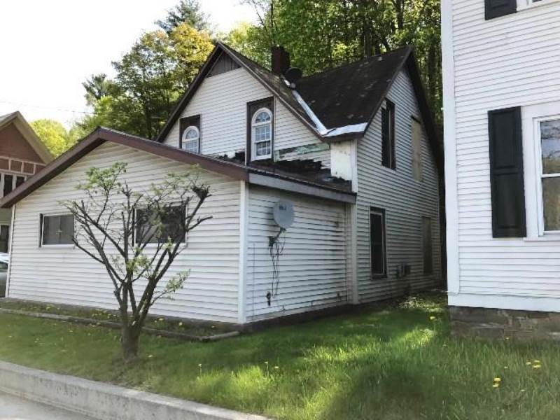 3740 Main St, Willsboro, NY 12996