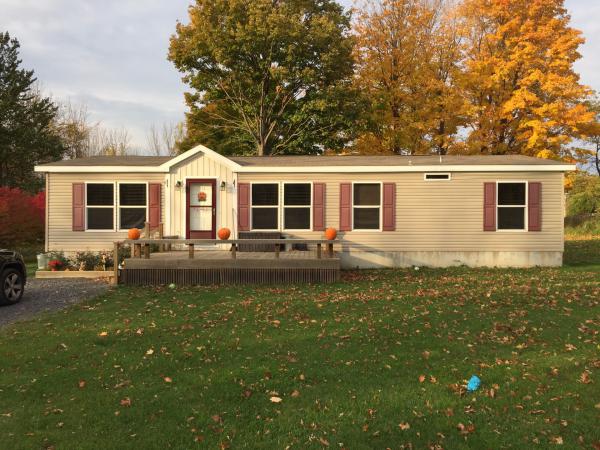 85 Bayshore Dr ,NY, Oswego, 13126