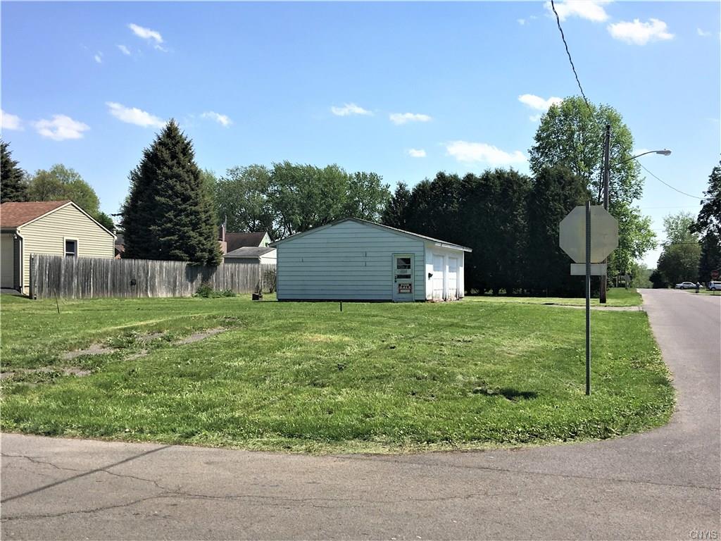 231 Leonard Street, Salina, NY 13211