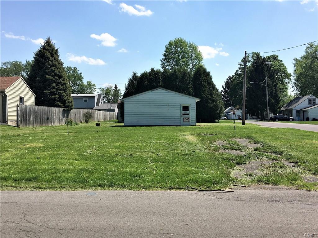 231 Leonard Street, Salina, NY 13211