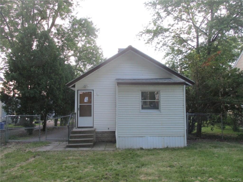 403 Richfield Boulevard, Salina, NY 13211